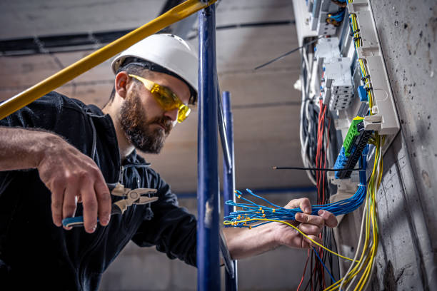 Best Affordable Emergency Electrician  in University Place, WA