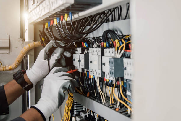 Best Industrial Electrical Services  in University Place, WA